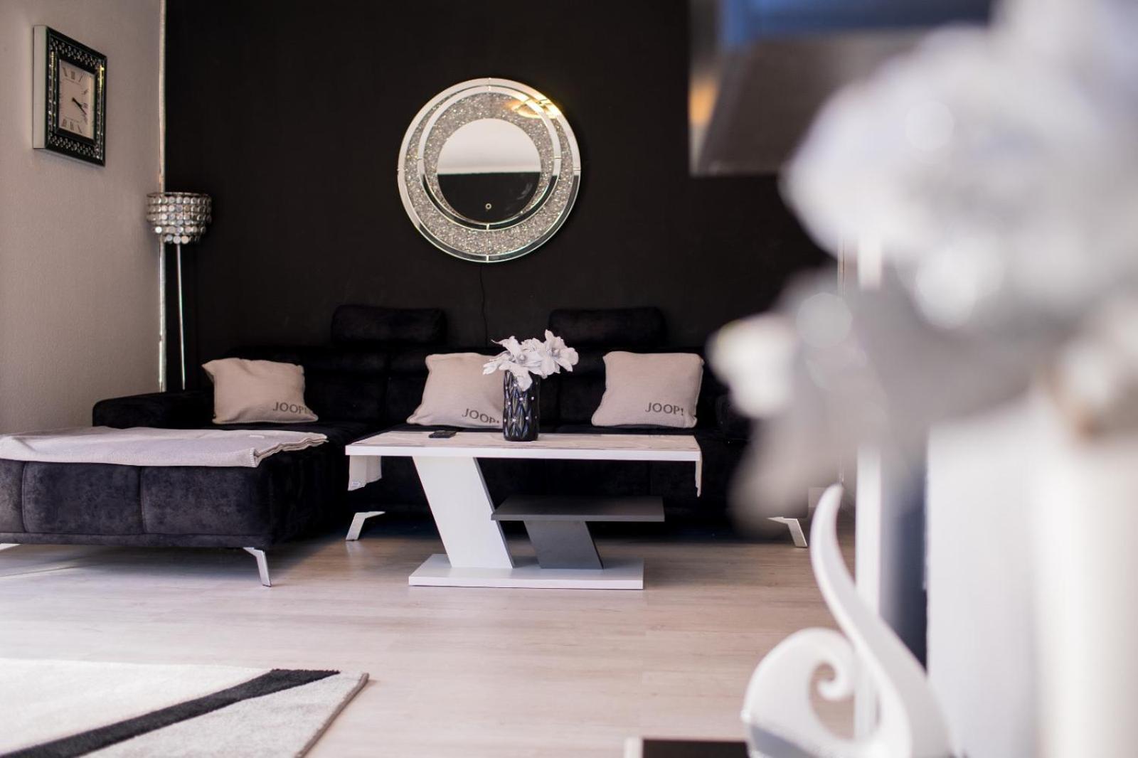 Zum Kaeutzchen 120Qm Ferienhaus 8 Personen 4 Schlafzimmer Nossentiner Huette Bagian luar foto