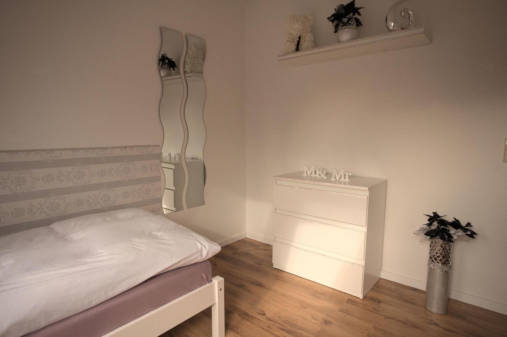 Zum Kaeutzchen 120Qm Ferienhaus 8 Personen 4 Schlafzimmer Nossentiner Huette Bagian luar foto